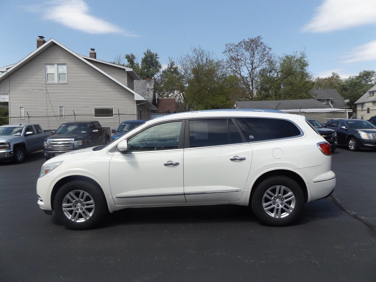 Used 2015 Buick Enclave Convenience FWD image 11