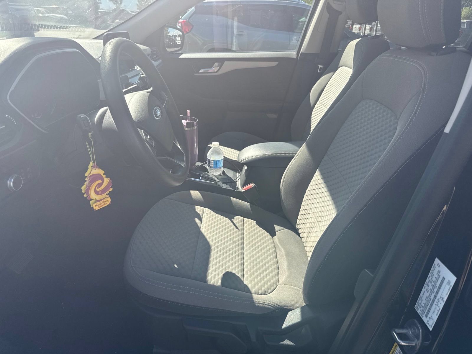 Used 2021 Ford Escape SE w/ SE Sport Appearance Package AWD/4WD image 5