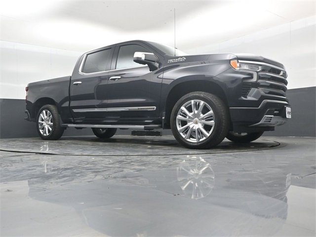 Used 2022 Chevrolet Silverado 1500 High Country w/ High Country Premium Package image 37
