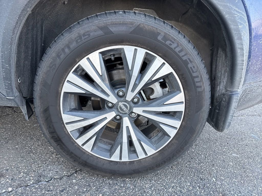 Used 2022 Nissan Rogue SV image 19