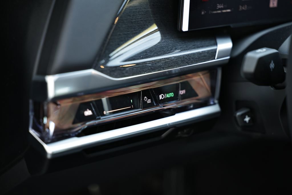 New 2026 BMW 760i xDrive w/ Executive Package AWD/4WD image 21