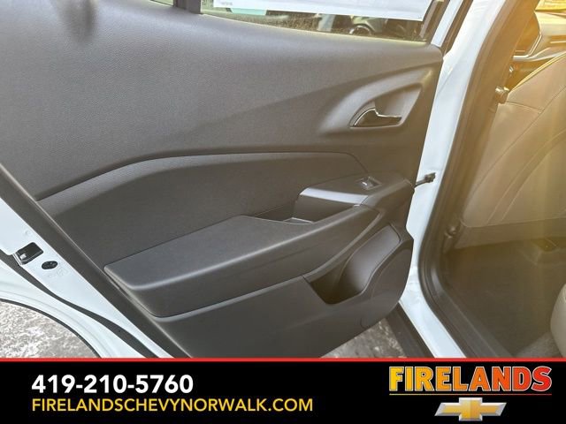 New 2026 Chevrolet Trax ACTIV w/ Sunroof Package image 21