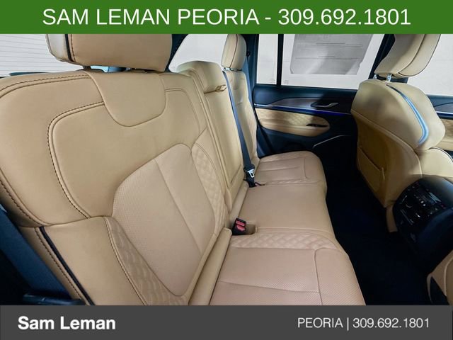 New 2025 Jeep Grand Cherokee Summit w/ Obsidian Package image 28