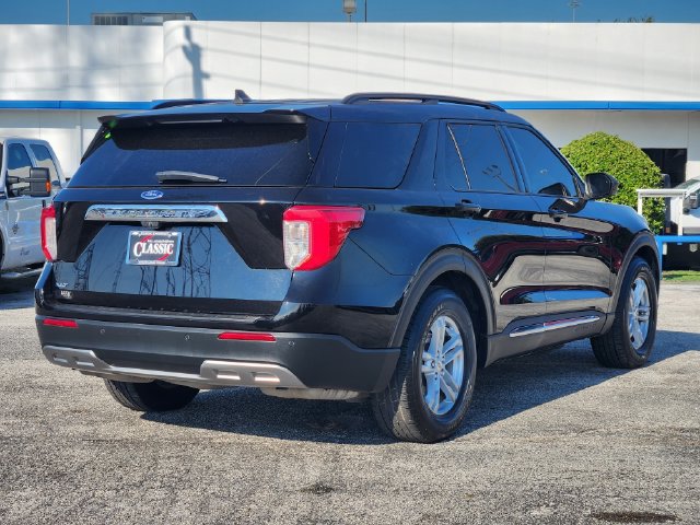 Used 2023 Ford Explorer XLT RWD image 7