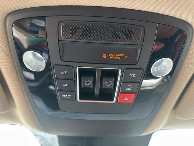 Used 2024 Kia Carnival SX Prestige FWD image 18