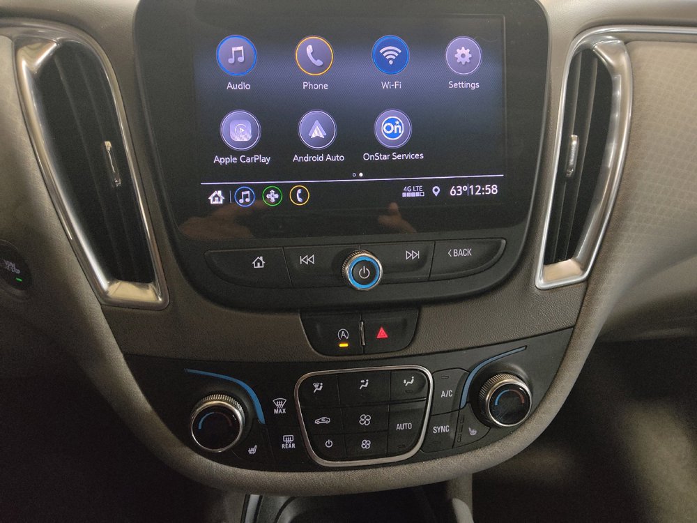 Used 2020 Chevrolet Malibu LT FWD image 25