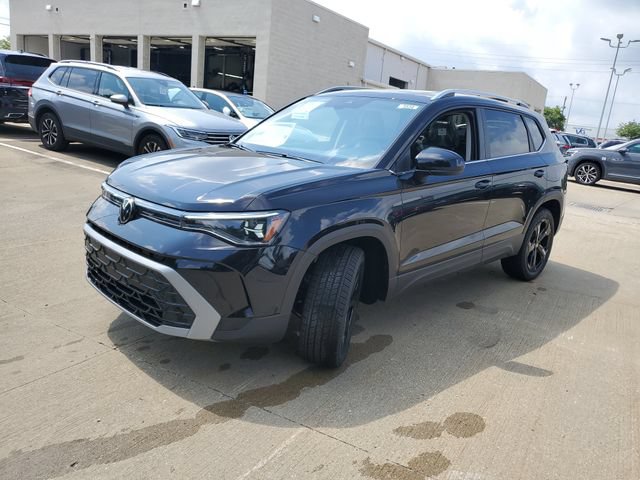 New 2026 Volkswagen Taos SEL AWD/4WD image 2