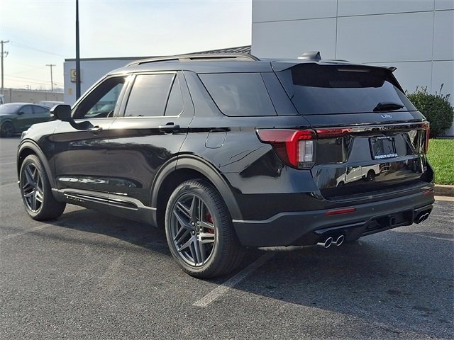 New 2026 Ford Explorer ST w/ Sun And Sound Package image 4