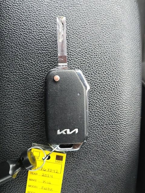 Used 2024 Kia Forte LXS image 26