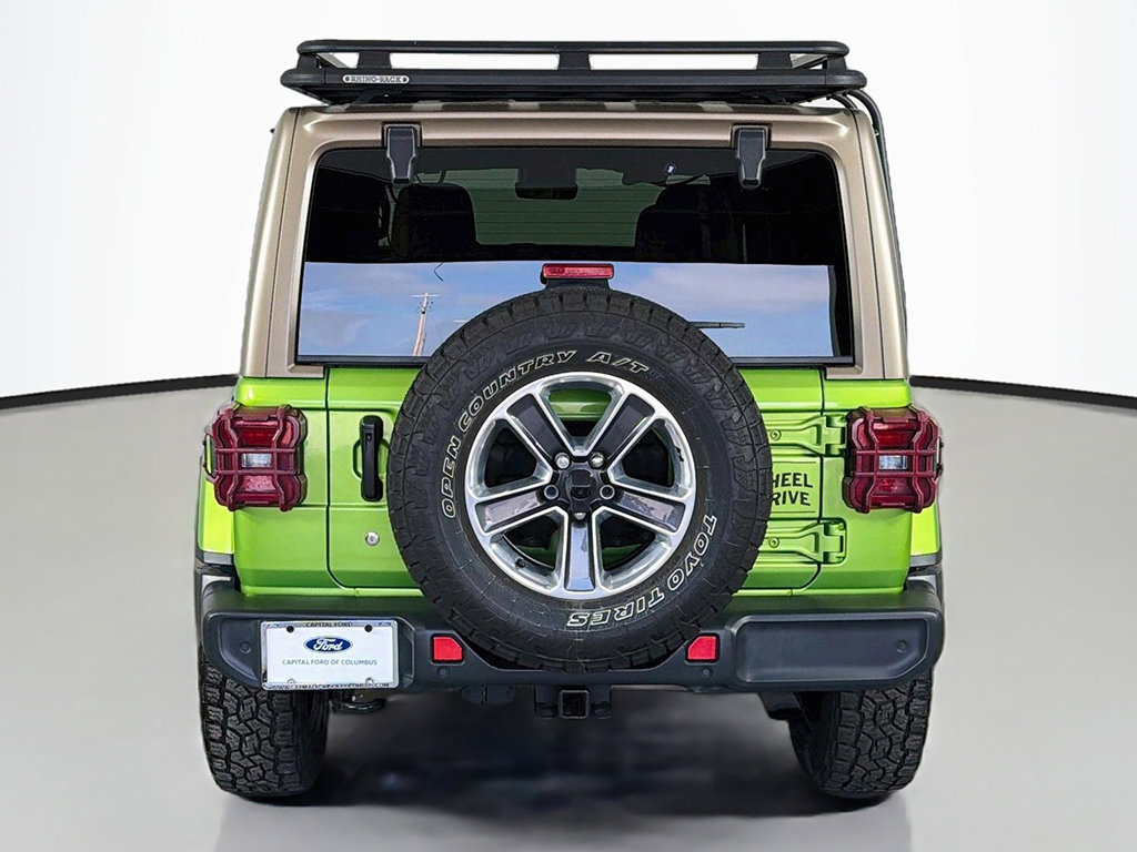 Used 2019 Jeep Wrangler Unlimited Sahara w/ Dual Top Group AWD/4WD image 15