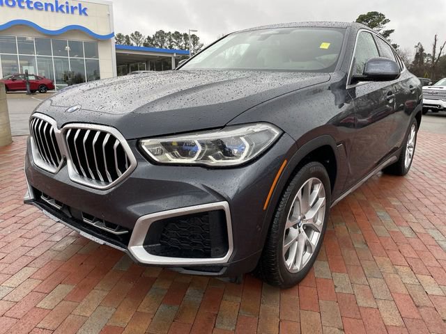 Used 2022 BMW X6 xDrive40i w/ Executive Package image 1