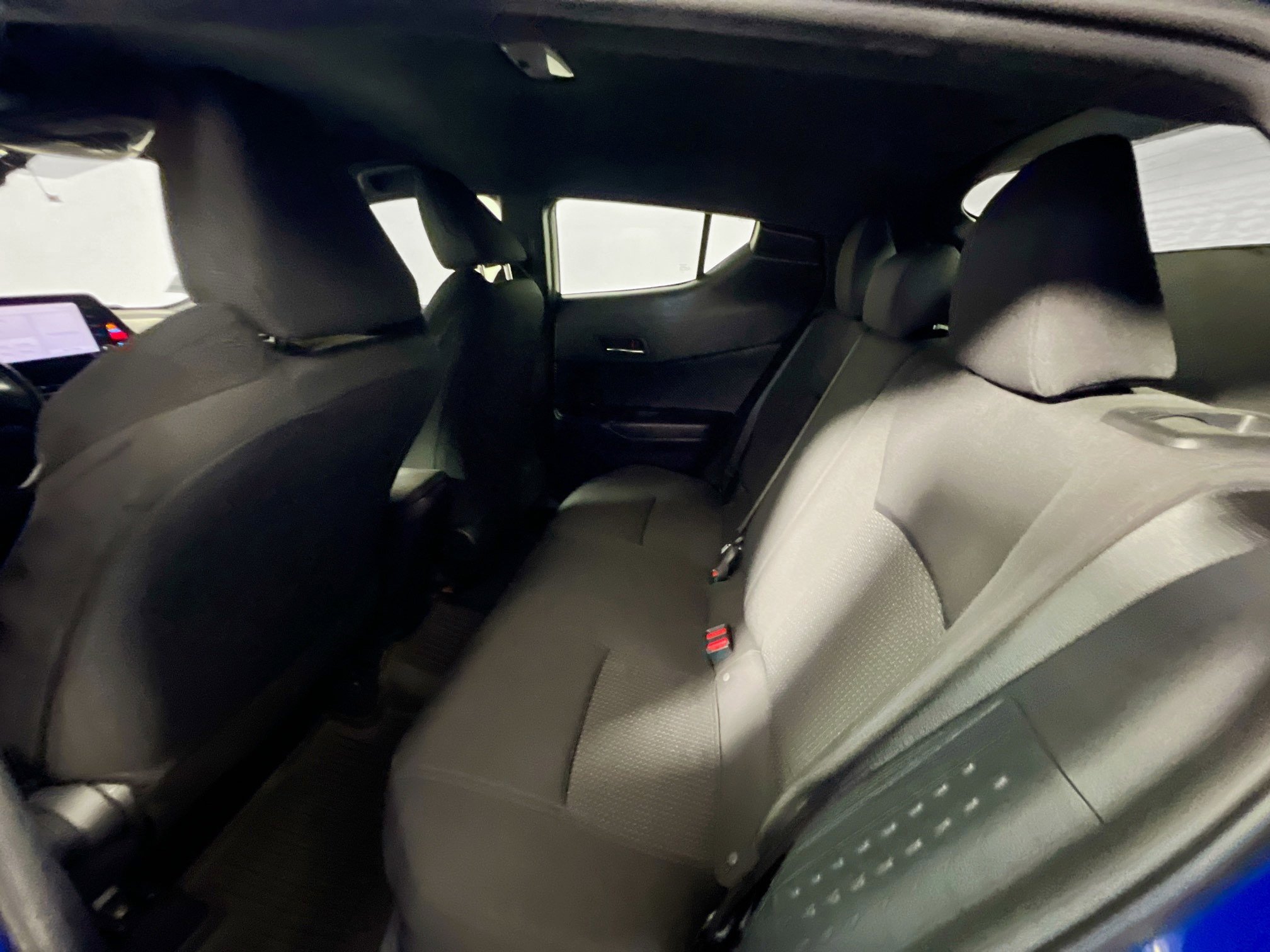 Used 2019 Toyota C-HR XLE FWD image 29
