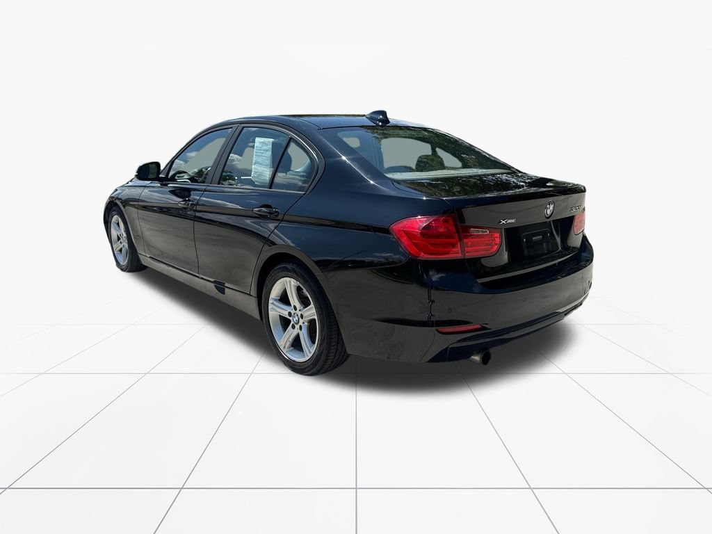 Used 2015 BMW 320i xDrive Sedan AWD/4WD image 6