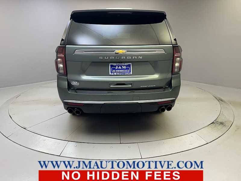 Used 2023 Chevrolet Suburban Premier AWD/4WD image 4