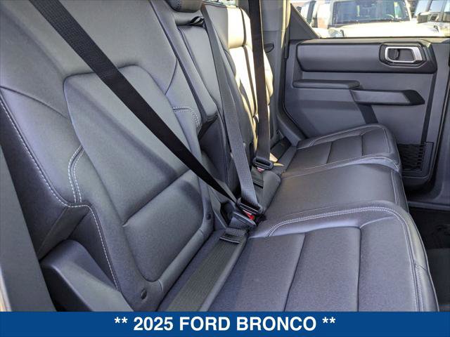 New 2025 Ford Bronco Badlands w/ Sasquatch Package image 19