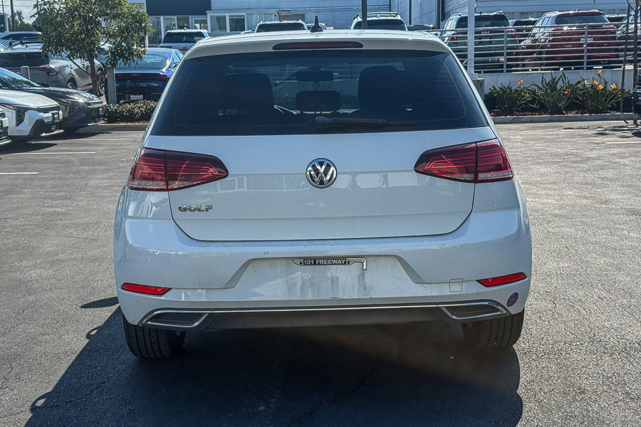 Used 2020 Volkswagen Golf 4-Door FWD image 9