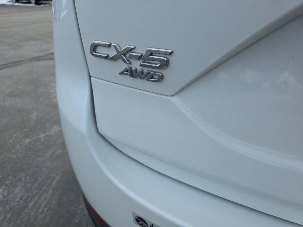 Used 2019 MAZDA CX-5 Touring image 7