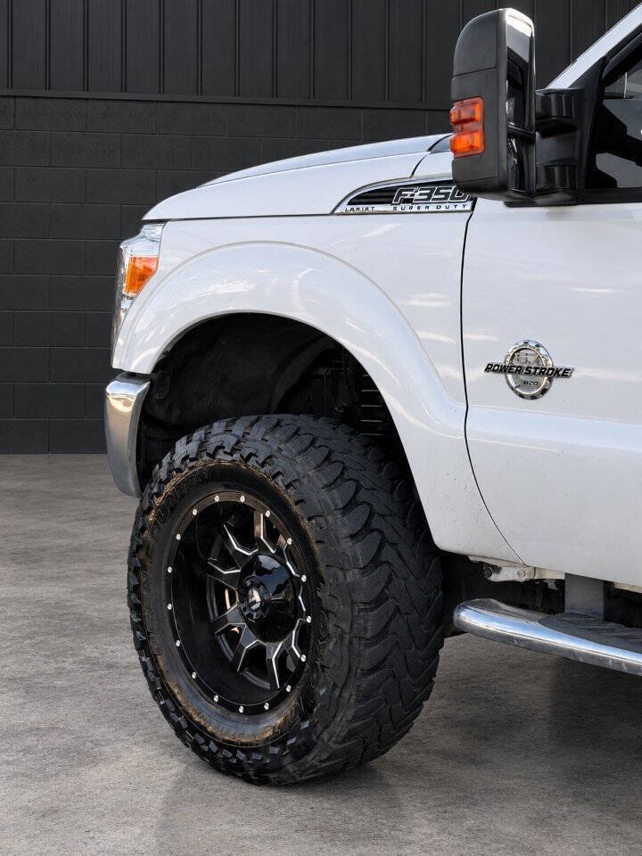 Used 2015 Ford F350 Lariat w/ Lariat Ultimate Package AWD/4WD image 2