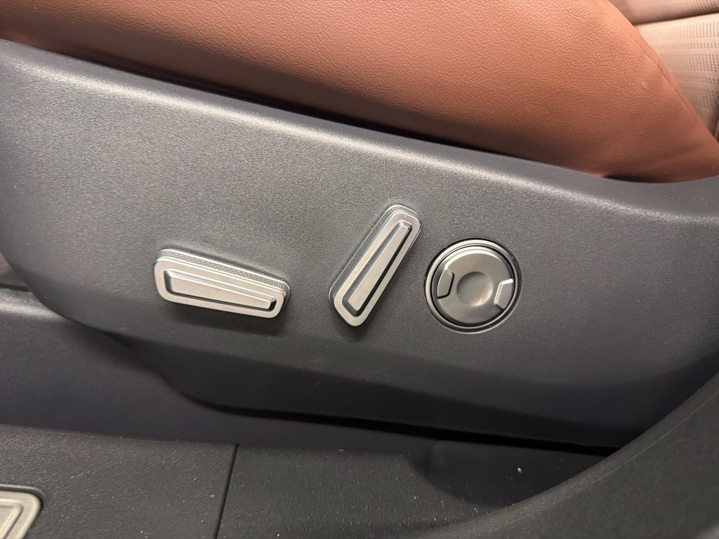 New 2026 Lincoln Nautilus Reserve AWD/4WD image 29