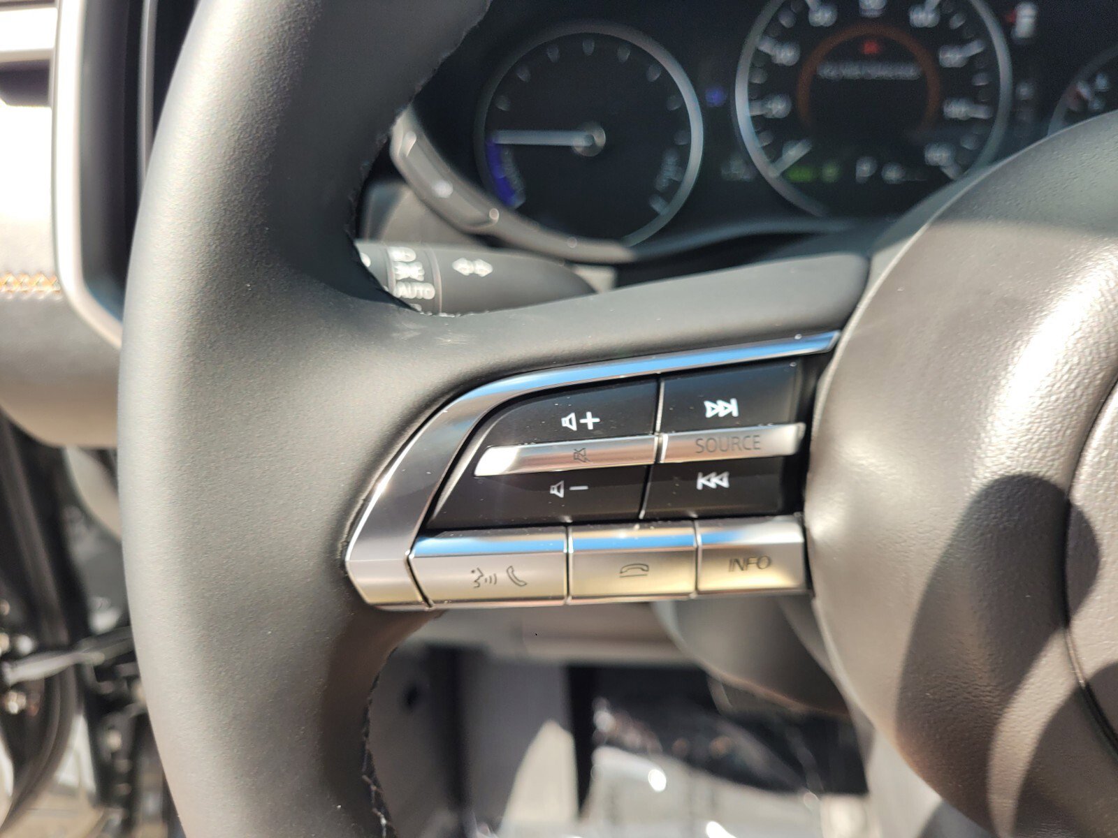 New 2025 MAZDA CX-50 AWD 2.5 Hybrid w/ Weather Package image 32