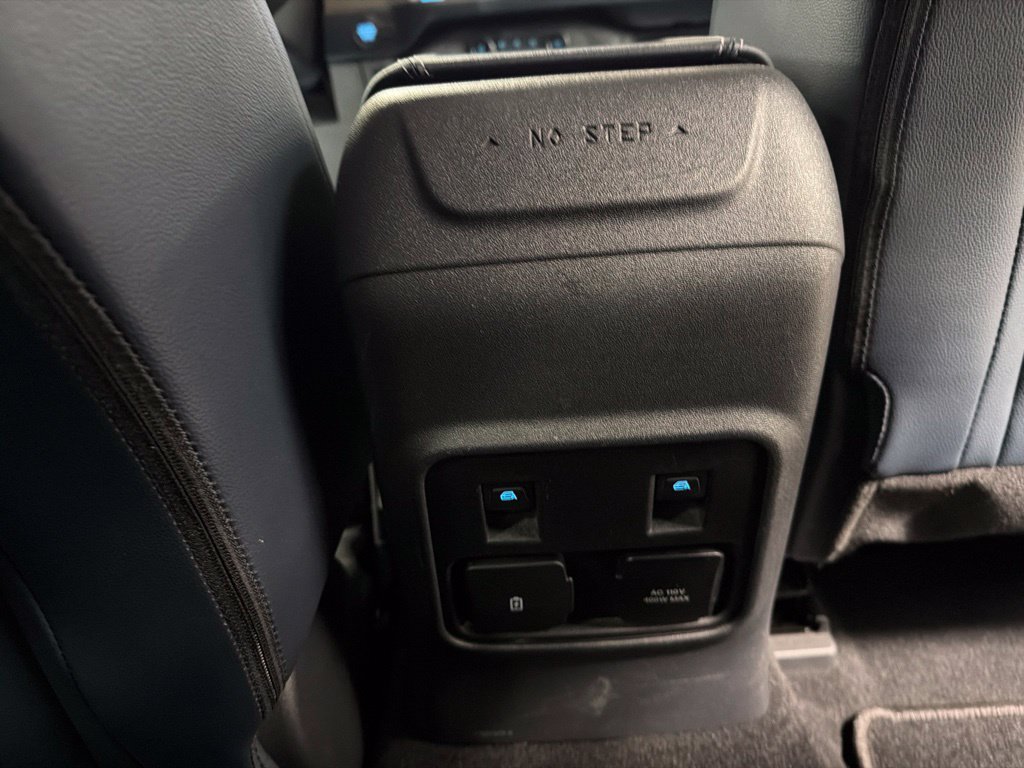 Certified 2024 Ford Bronco Outer Banks AWD/4WD image 11