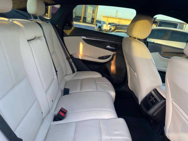 Used 2017 Chevrolet Impala LT w/ Leather Package FWD image 17