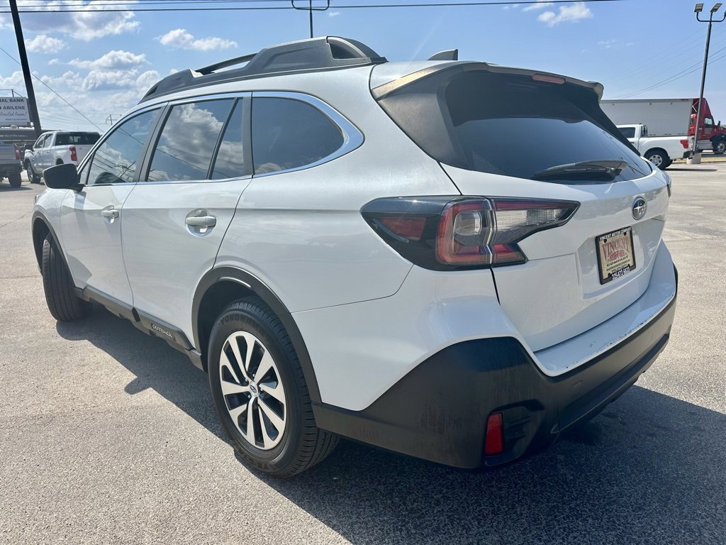 Used 2022 Subaru Outback 2.5i image 3