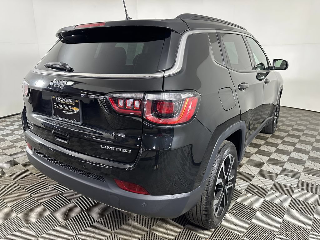 Used 2023 Jeep Compass Limited AWD/4WD image 5