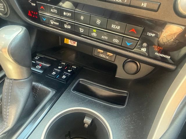 Used 2022 Lexus RX 350L Premium w/ Special Edition AWD/4WD image 23