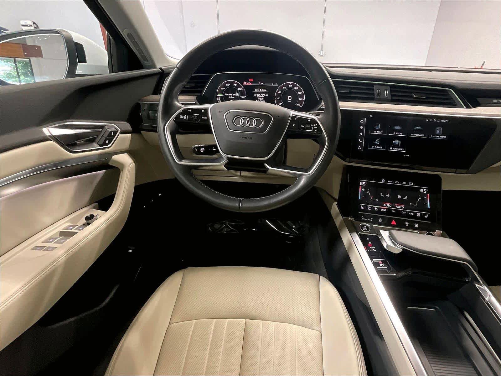 Certified 2024 Audi Q8 e-tron Premium Plus w/ Premium Plus Package AWD/4WD image 7