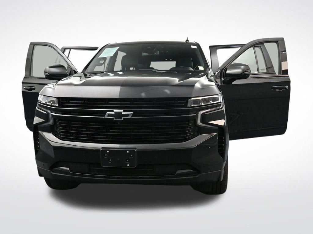 Used 2023 Chevrolet Suburban RST w/ Luxury Package AWD/4WD image 38