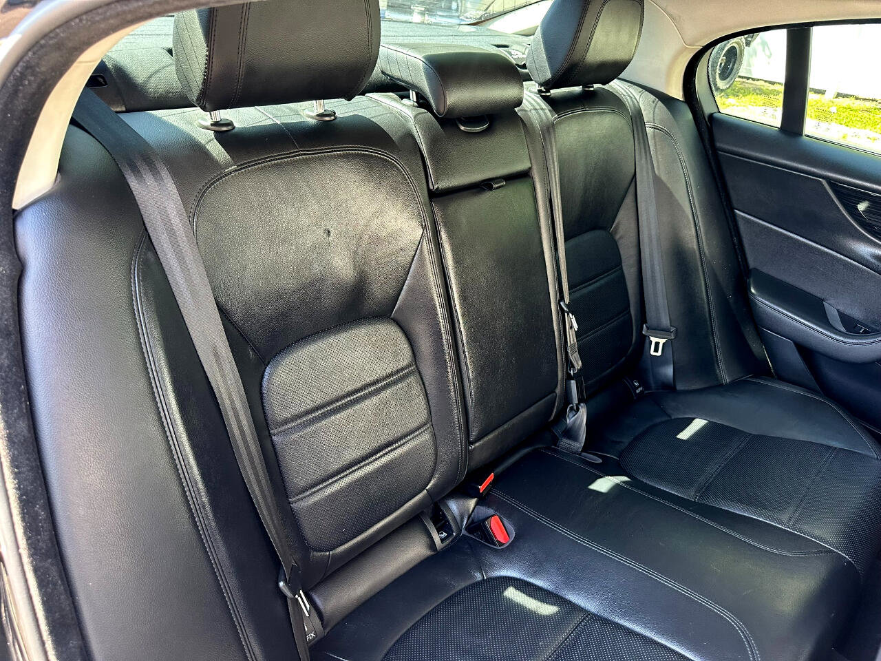 Used 2020 Jaguar XE S image 47
