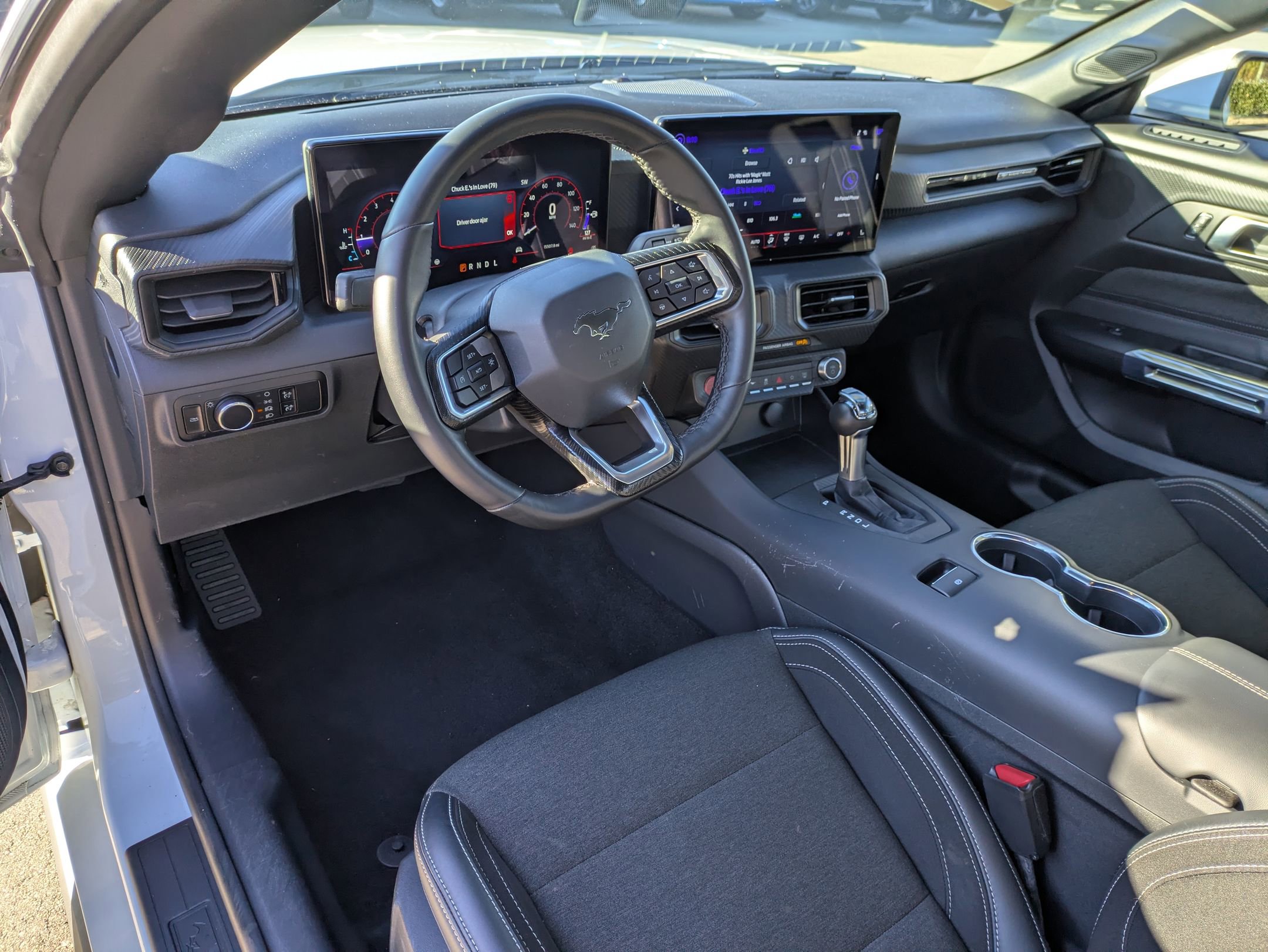 Certified 2025 Ford Mustang Coupe image 15