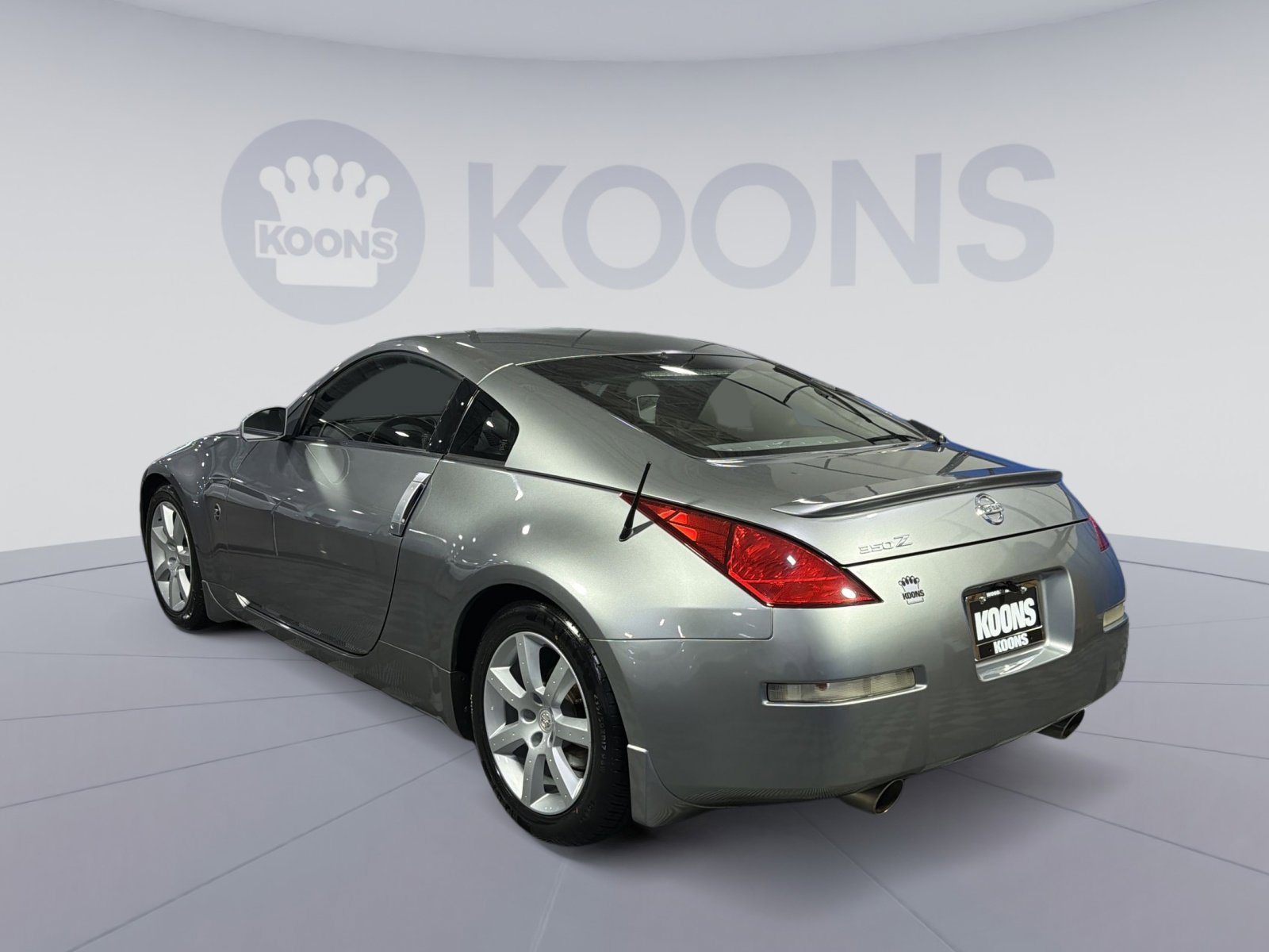 Used 2004 Nissan 350Z Touring w/ Aerodynamics Pkg RWD image 4
