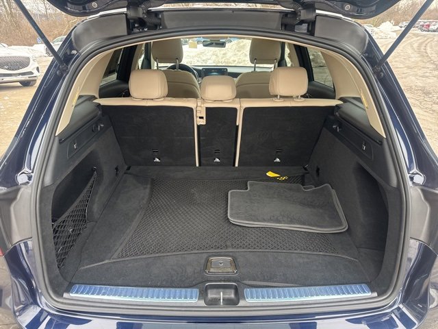 Used 2021 Mercedes-Benz GLC 300 4MATIC image 34