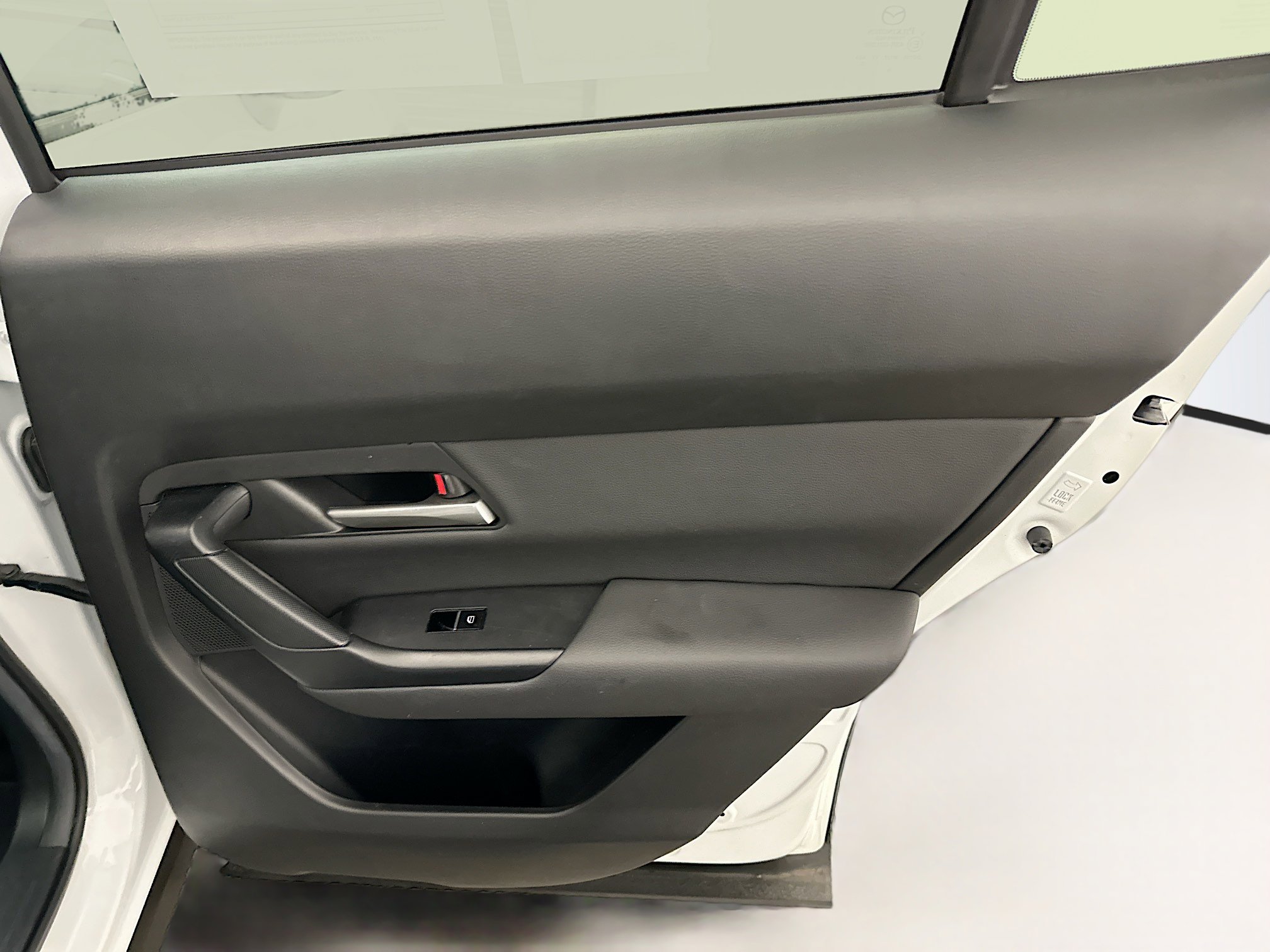 Used 2025 MAZDA CX-50 AWD 2.5 S w/ Premium Package image 33