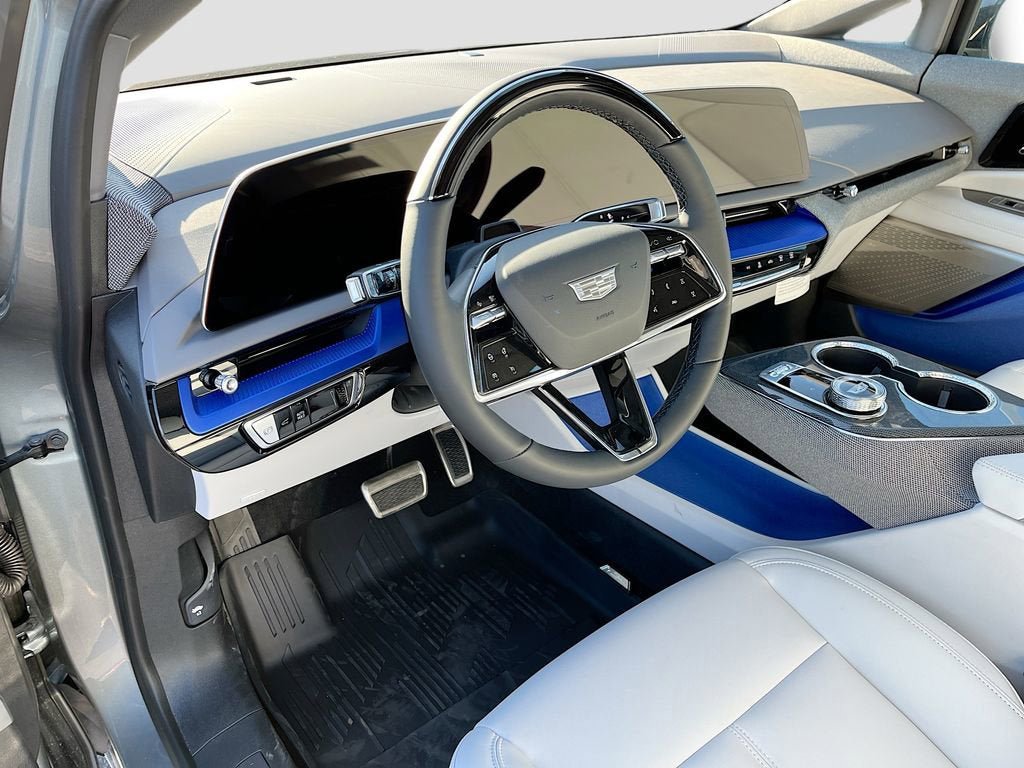 New 2026 Cadillac Optiq Sport 1 w/ LPO, Floor Liner Package image 15