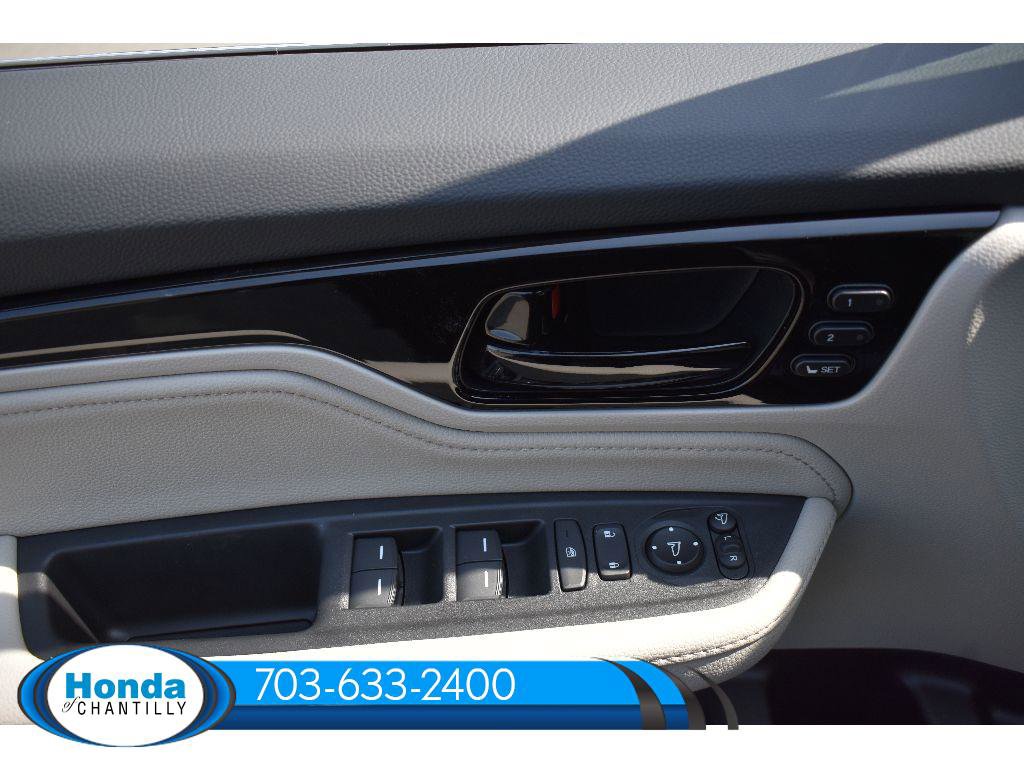 New 2026 Honda Odyssey Touring image 23