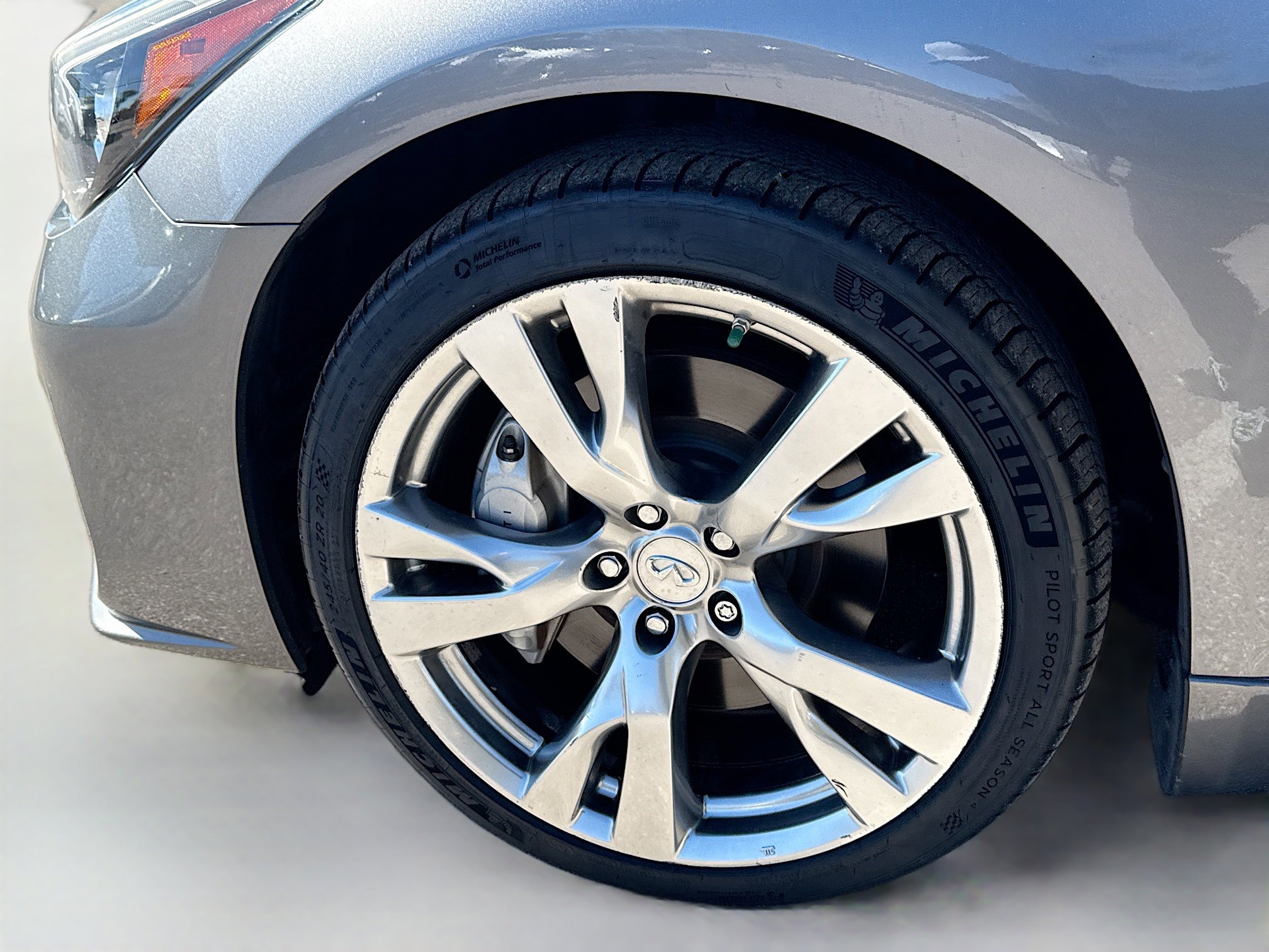 Used 2019 INFINITI Q70 Luxe w/ Sport Package image 41