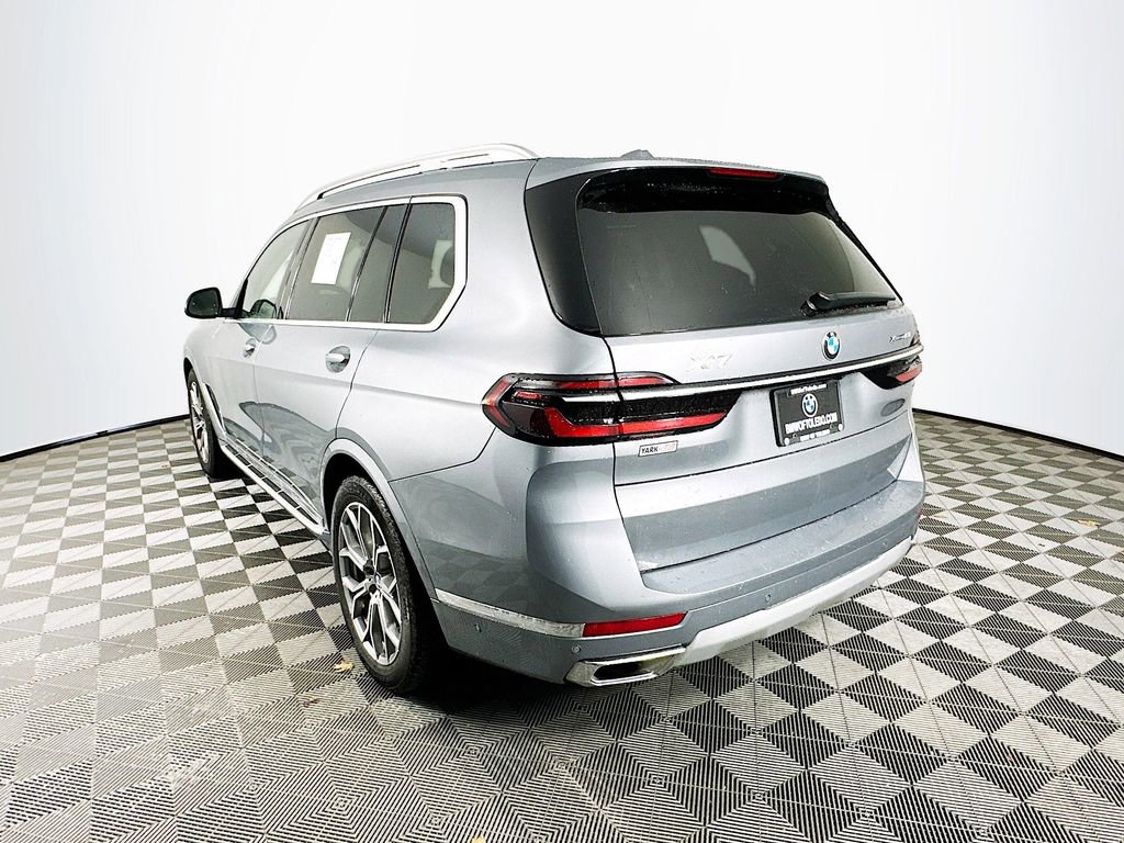 Used 2023 BMW X7 xDrive40i w/ Executive Package image 6