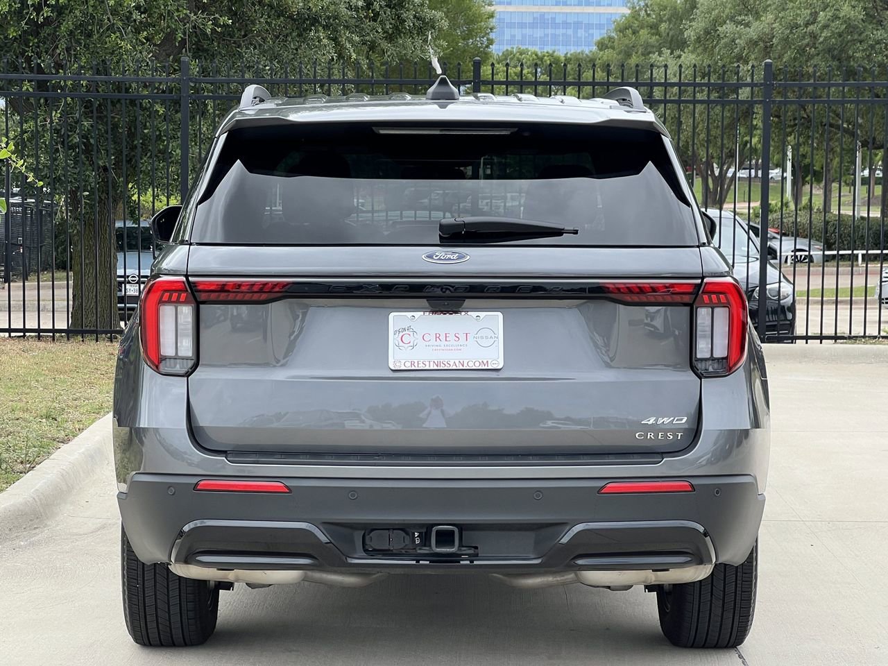 Used 2025 Ford Explorer ST-Line AWD/4WD image 5