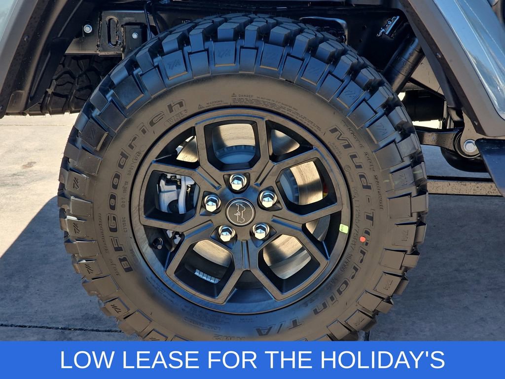 New 2025 Jeep Gladiator Willys image 36