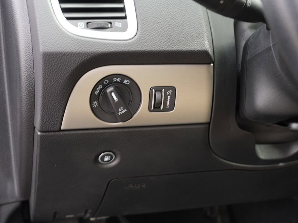 Used 2019 Dodge Durango SXT AWD/4WD image 17