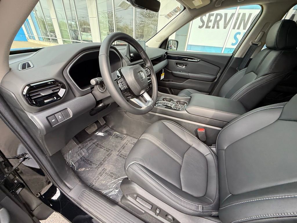 Used 2025 Honda Pilot EX-L image 15