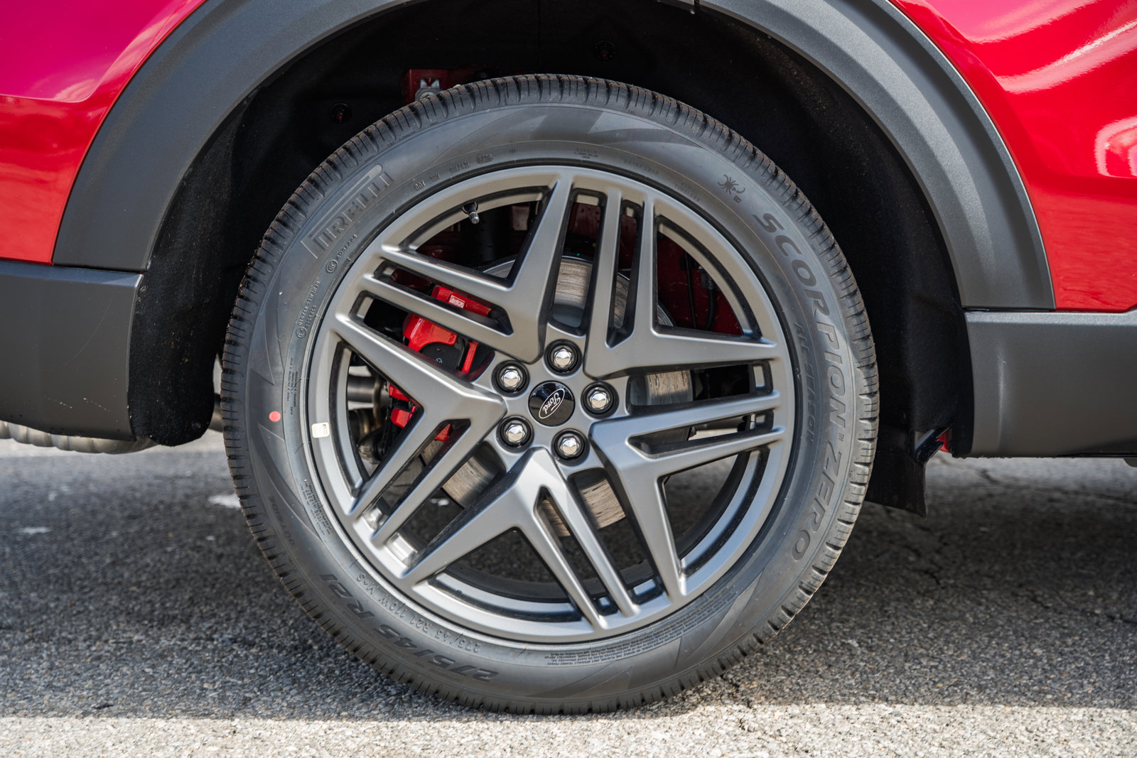 New 2026 Ford Explorer ST-Line w/ ST-Line Street Pack image 21