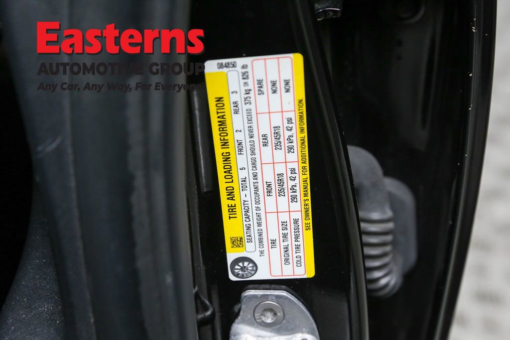 Used 2021 Tesla Model 3 Standard Range Plus image 33