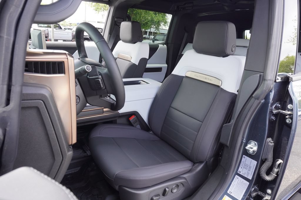 New 2025 GMC Hummer EV 2X AWD/4WD image 15