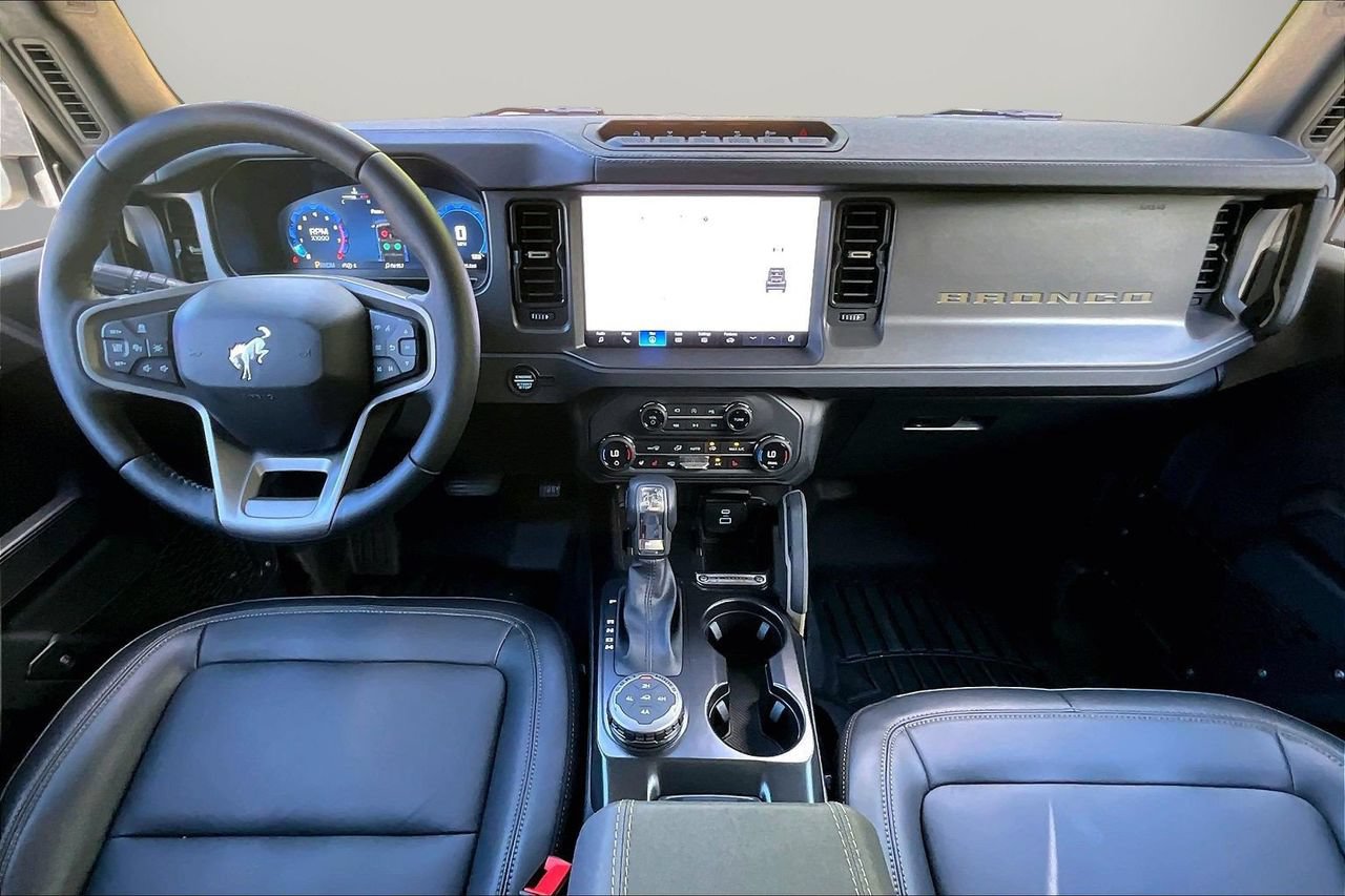 Used 2025 Ford Bronco Badlands AWD/4WD image 15