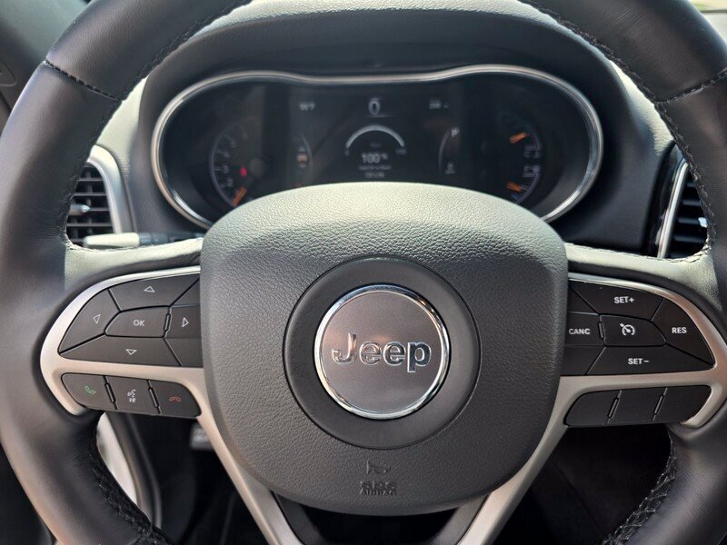 Certified 2022 Jeep Grand Cherokee Laredo E RWD image 27