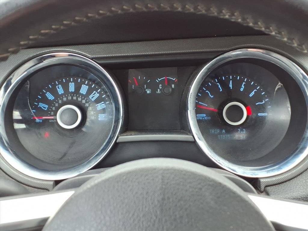 Used 2014 Ford Mustang Coupe w/ Equipment Group 102A RWD image 21